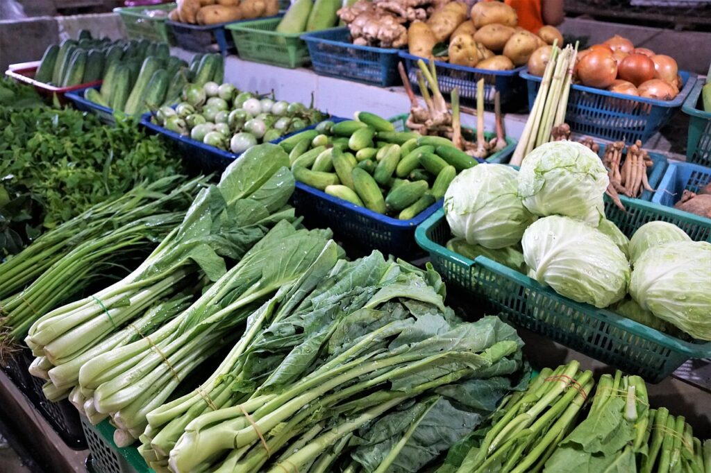 market, vegetables, food-3176255.jpg